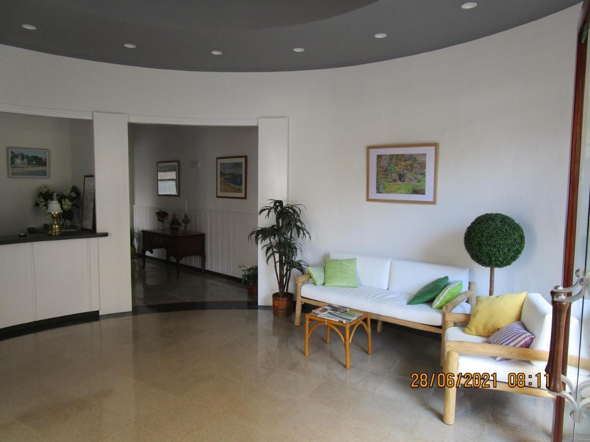 Hotel Apartaments Gesoria Porta Ferrada Sant Feliu de Guíxols Extérieur photo
