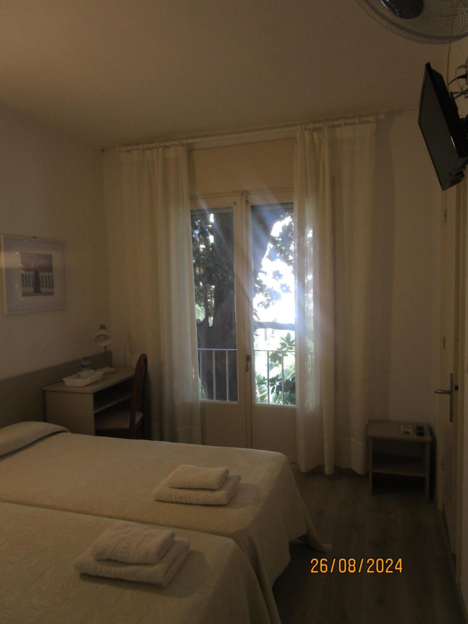Hotel Apartaments Gesoria Porta Ferrada Sant Feliu de Guíxols Extérieur photo