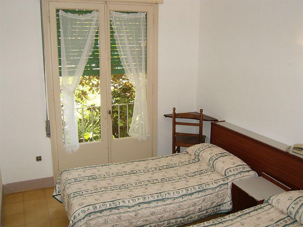 Hotel Apartaments Gesoria Porta Ferrada Sant Feliu de Guíxols Extérieur photo