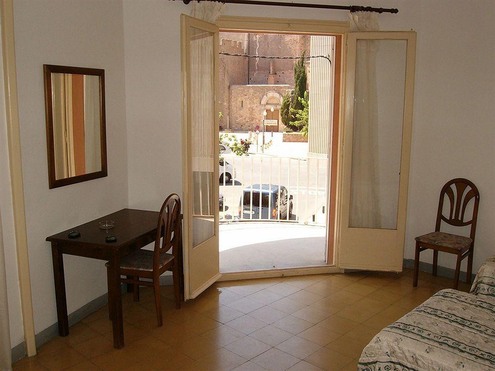 Hotel Apartaments Gesoria Porta Ferrada Sant Feliu de Guíxols Extérieur photo