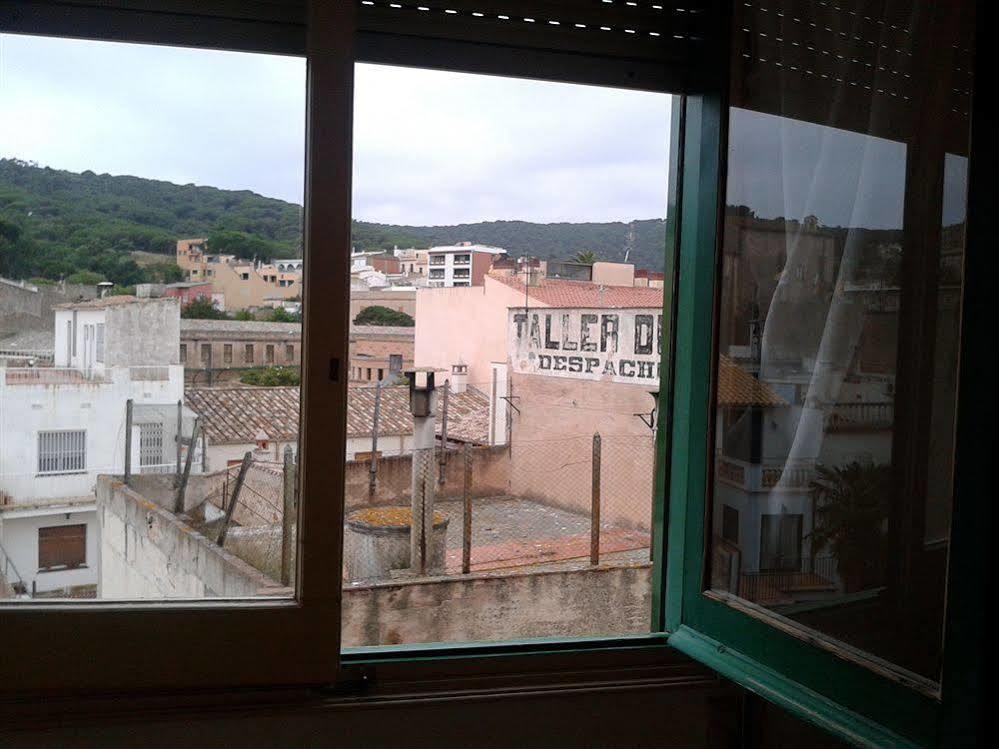 Hotel Apartaments Gesoria Porta Ferrada Sant Feliu de Guíxols Extérieur photo