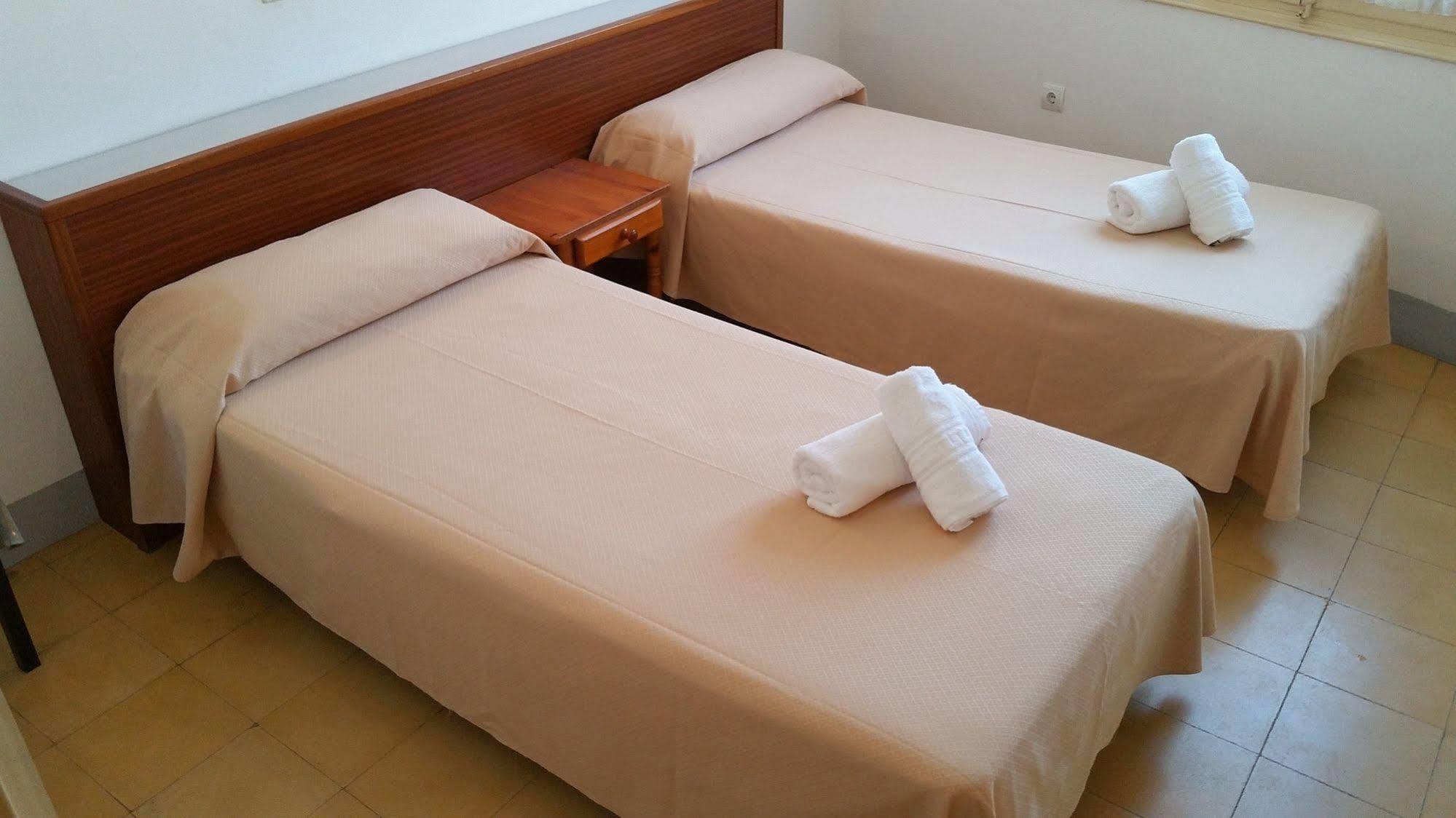 Hotel Apartaments Gesoria Porta Ferrada Sant Feliu de Guíxols Extérieur photo
