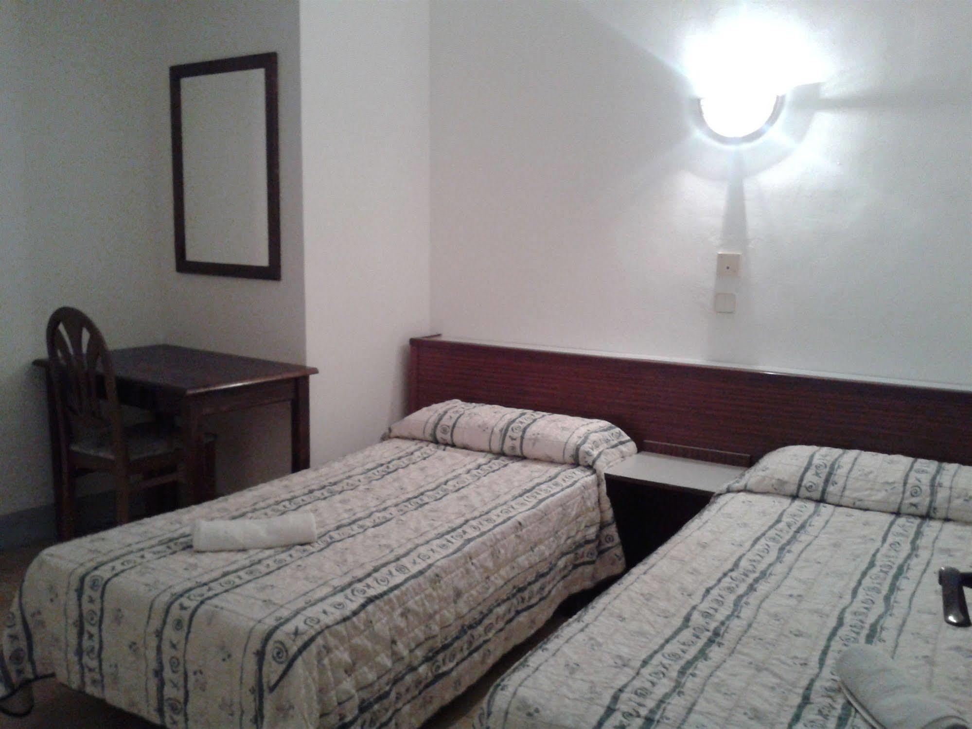 Hotel Apartaments Gesoria Porta Ferrada Sant Feliu de Guíxols Extérieur photo