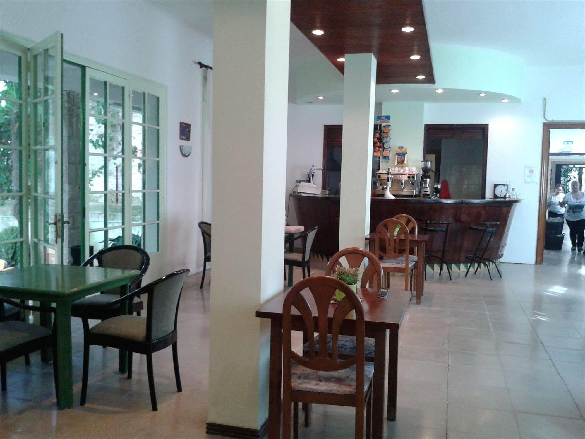 Hotel Apartaments Gesoria Porta Ferrada Sant Feliu de Guíxols Extérieur photo