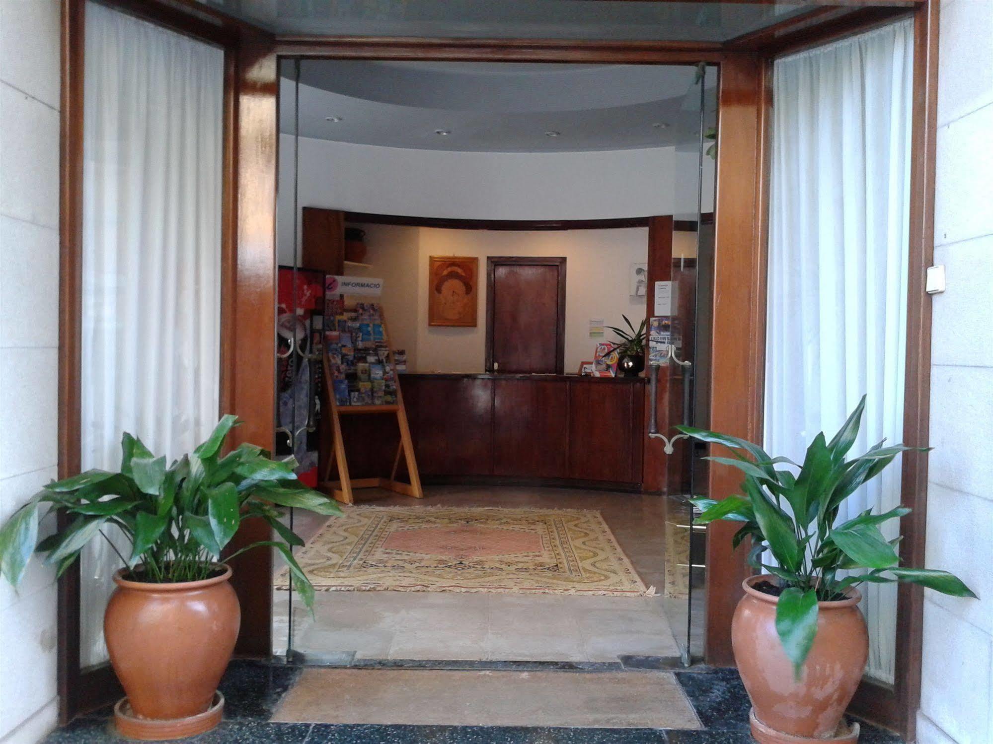 Hotel Apartaments Gesoria Porta Ferrada Sant Feliu de Guíxols Extérieur photo